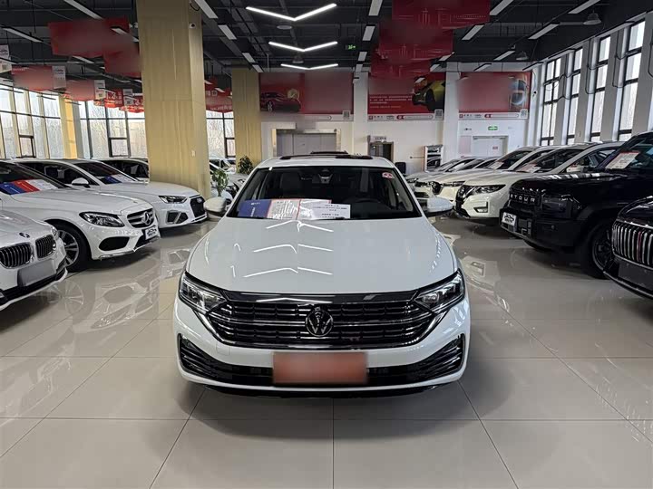 Фото 3 - Volkswagen Sagitar L