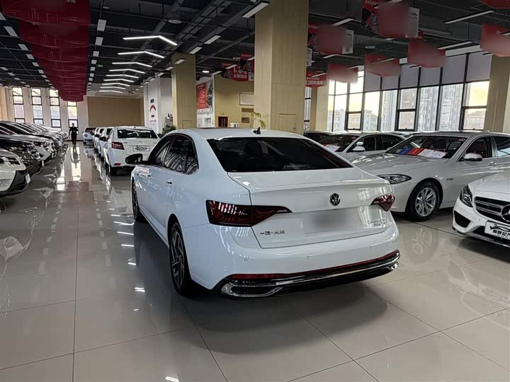 Фото 5 - Volkswagen Sagitar L