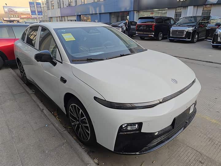 Фото 4 - Leapmotor B01