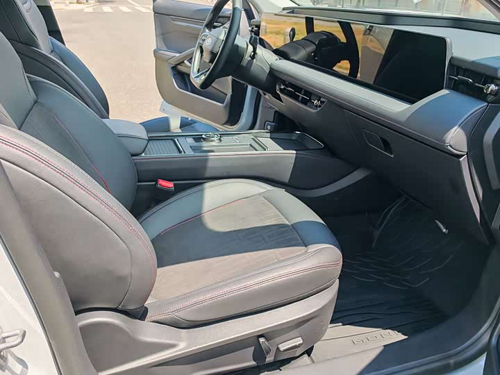 Фото 8 - Ford Mondeo