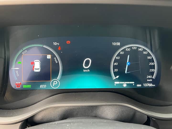 Фото 5 - Toyota Granvia