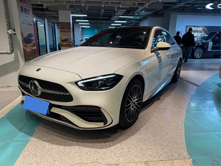 Фото 1 - Mercedes-Benz C-Class