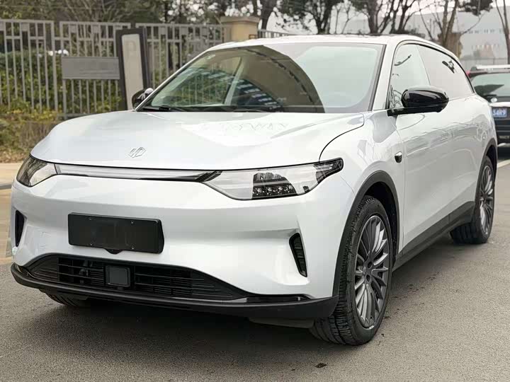 Фото 1 - Leapmotor C11