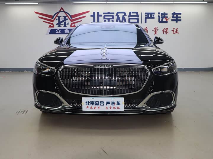Фото 3 - Mercedes-Benz Maybach S-Class