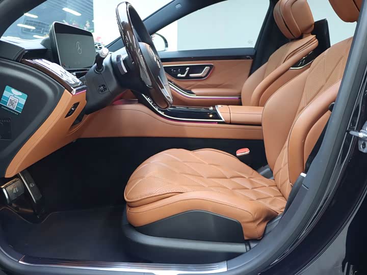 Фото 4 - Mercedes-Benz Maybach S-Class