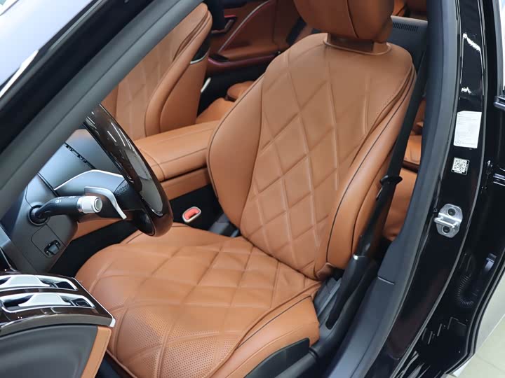 Фото 6 - Mercedes-Benz Maybach S-Class