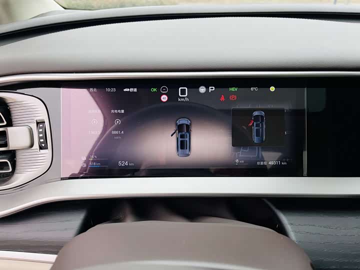 Фото 9 - Denza D9