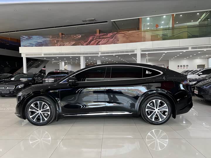 Фото 8 - Luxeed R7