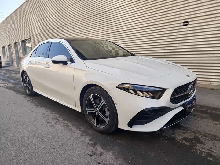 Фото 3 - Mercedes-Benz A-Class