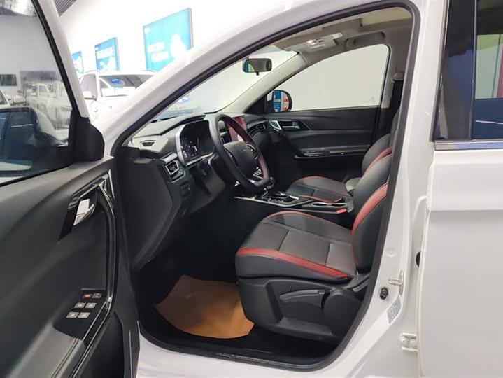 Фото 9 - Dongfeng Forthing T5