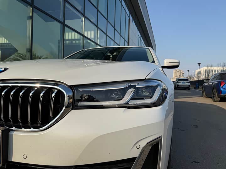 Фото 4 - BMW 5 Series