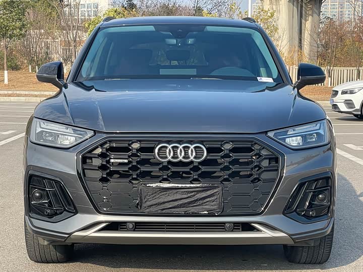 Фото 3 - Audi Q5L
