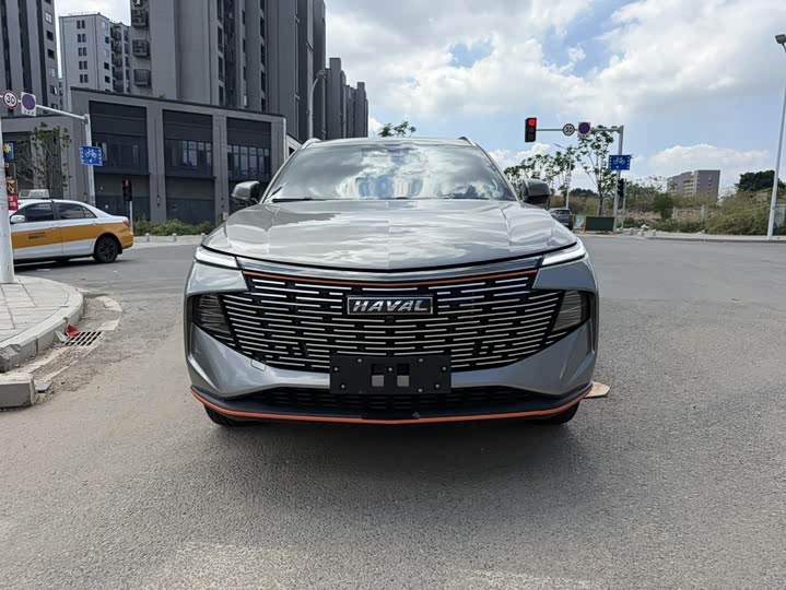 Фото 2 - Haval F7 (Monster)