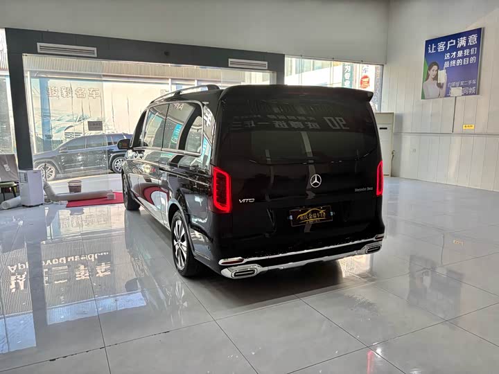 Фото 4 - Mercedes-Benz Vito