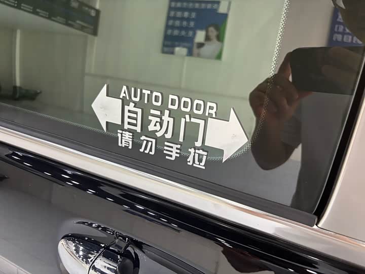 Фото 7 - Mercedes-Benz Vito