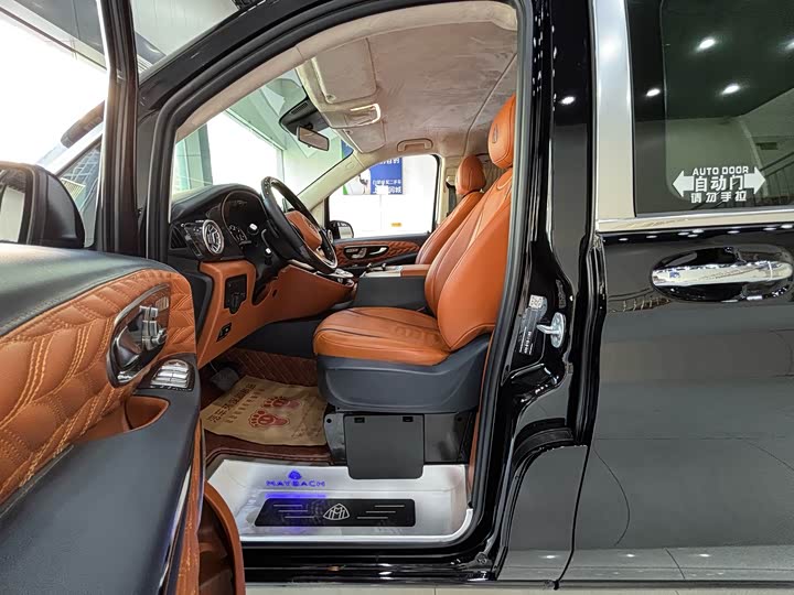 Фото 8 - Mercedes-Benz Vito