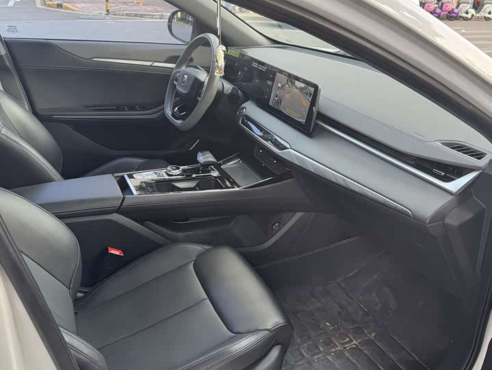 Фото 7 - Changan Raeton Plus