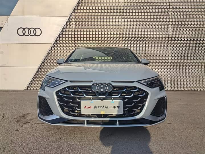 Фото 2 - Audi A3