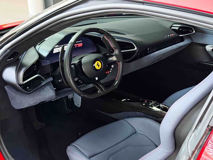 Фото 8 - Ferrari 296