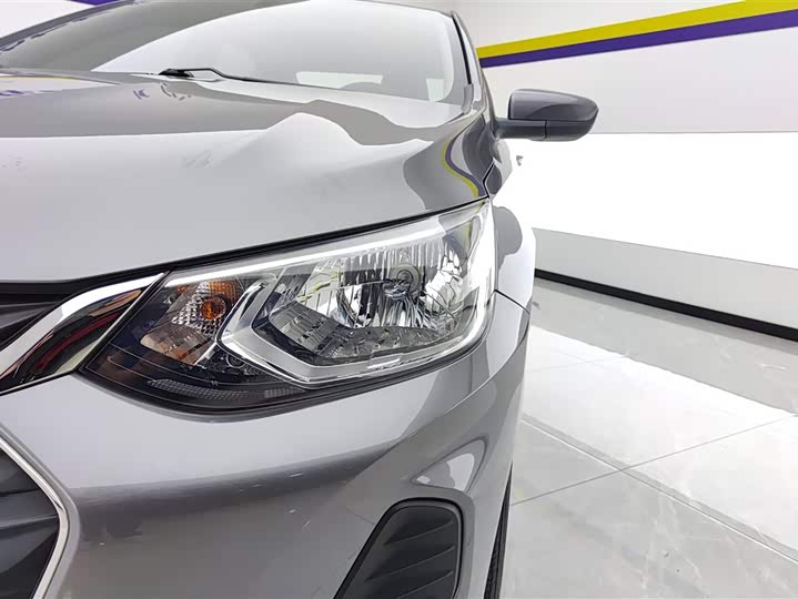 Фото 5 - Chevrolet Onix (Cavalier)