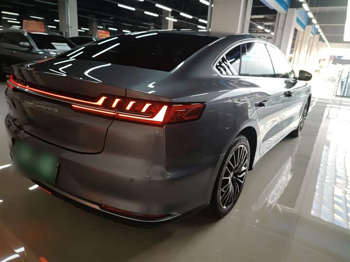 Фото 7 - BYD Han