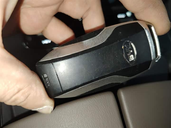 Фото 9 - BYD Han