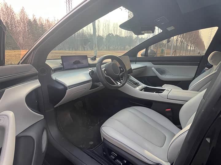 Фото 7 - Luxeed S7