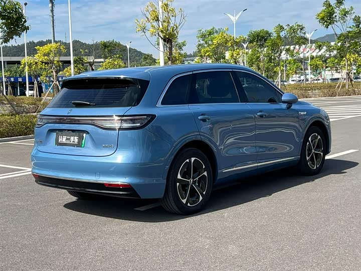 Фото 3 - Shangjie (Huawei × SAIC) H5