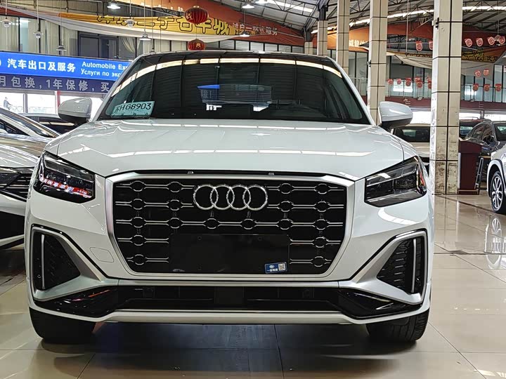 Фото 2 - Audi Q2L