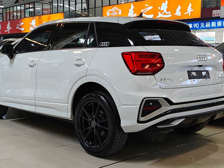 Фото 4 - Audi Q2L