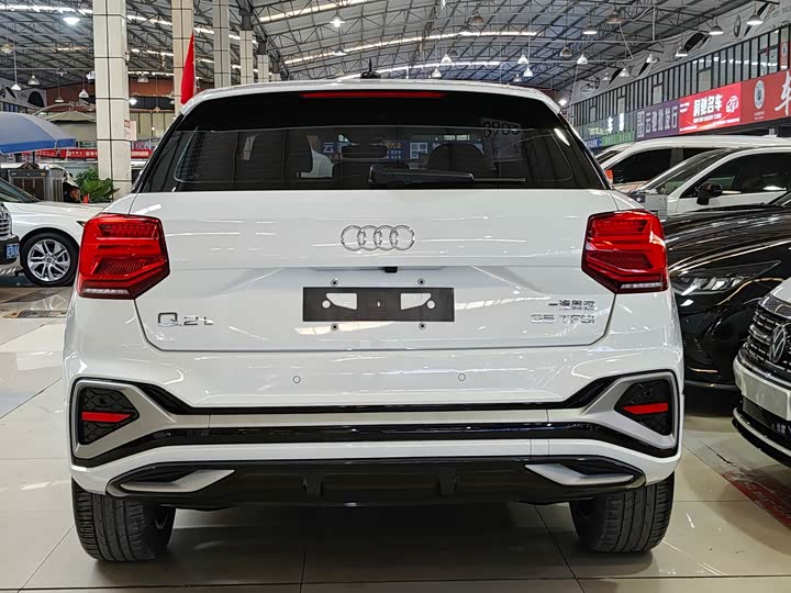 Фото 5 - Audi Q2L