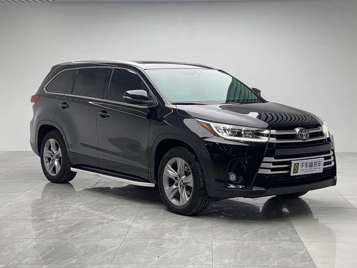 Фото 3 - Toyota Highlander