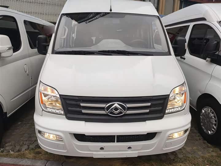 Фото 3 - Maxus V80