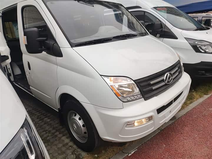 Фото 4 - Maxus V80