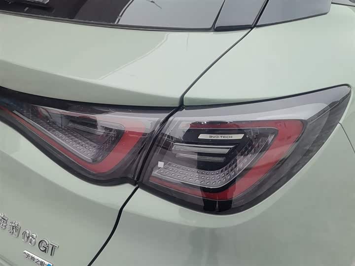 Фото 8 - BYD Seal 06 GT