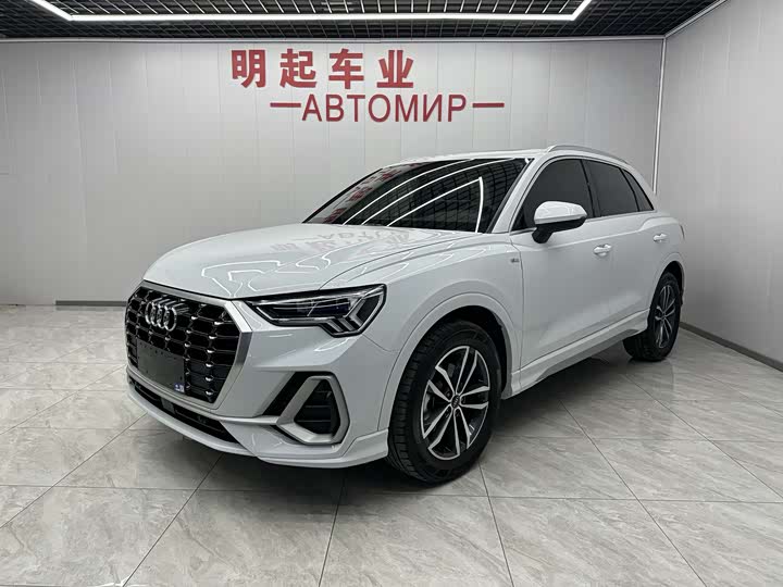Фото 1 - Audi Q3