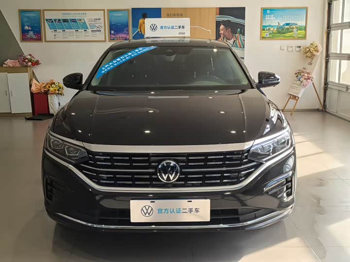 Фото 2 - Volkswagen Passat