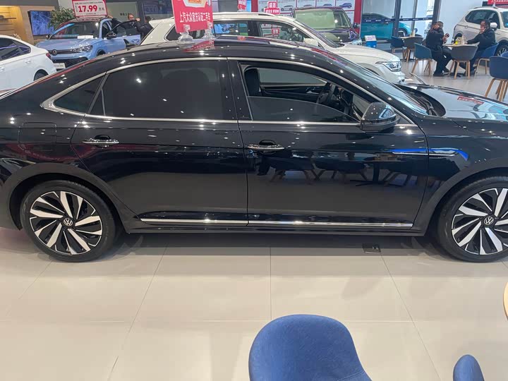 Фото 6 - Volkswagen Passat