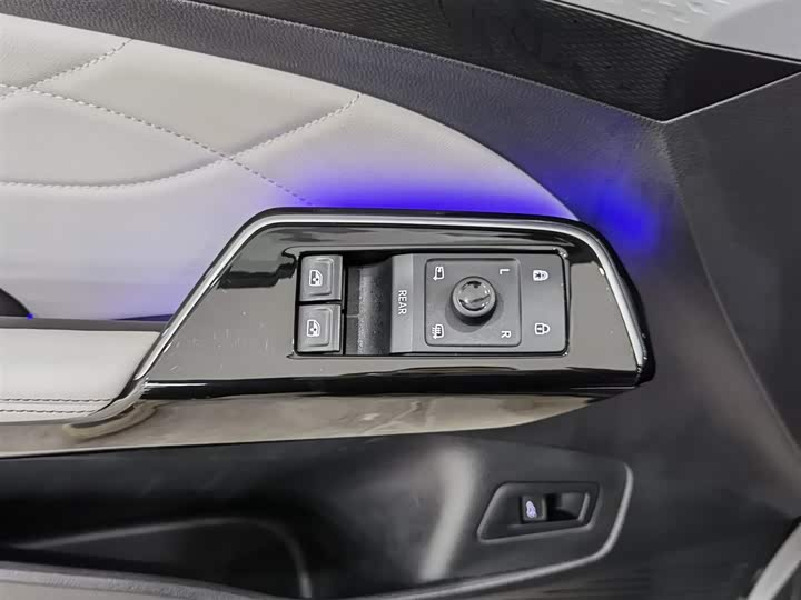 Фото 9 - Volkswagen ID.6 X