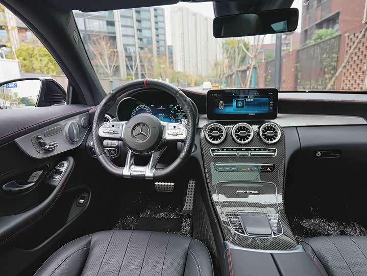 Фото 9 - Mercedes-Benz C-Class AMG