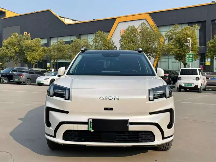 Фото 2 - GAC Aion V