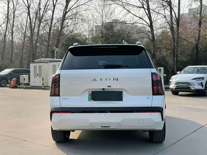 Фото 8 - GAC Aion V