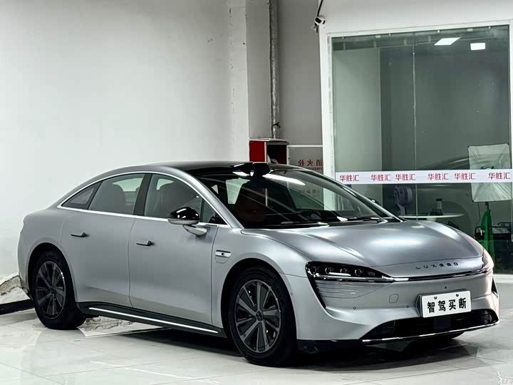 Фото 3 - Luxeed S7