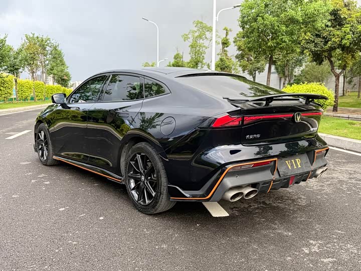 Фото 5 - Changan UNI-V