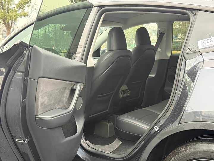 Фото 9 - Tesla Model Y