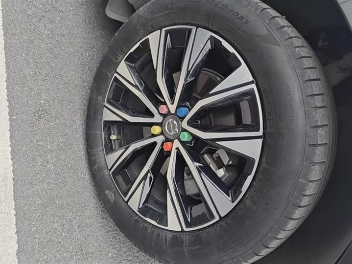 Фото 6 - Volvo XC60