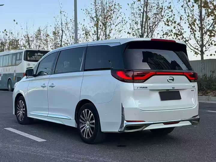 Фото 9 - GAC Trumpchi M8