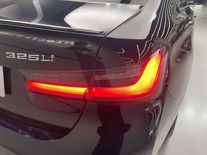 Фото 9 - BMW 3 Series