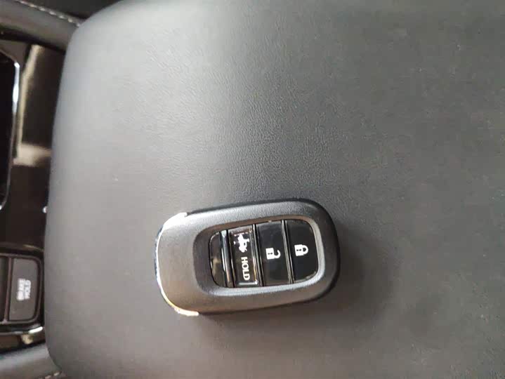 Фото 9 - Honda Accord