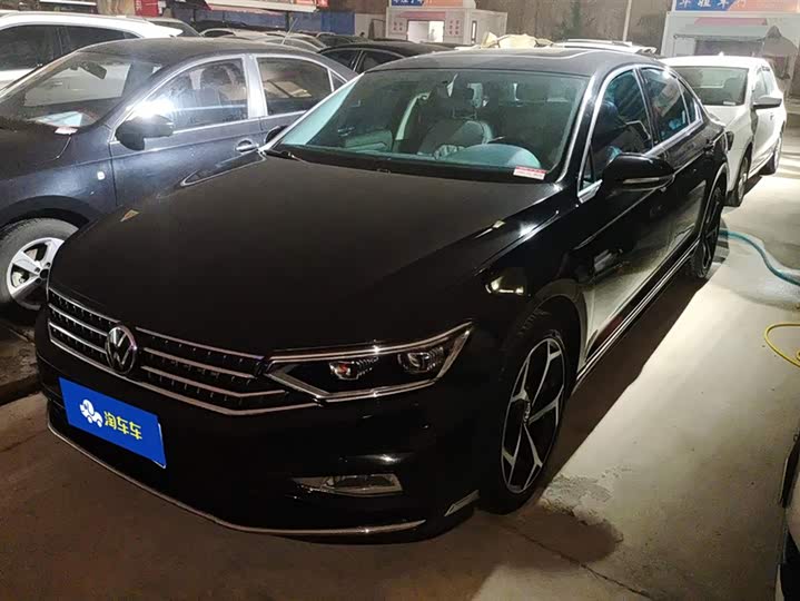 Фото 1 - Volkswagen Magotan